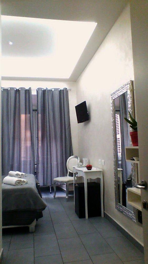 Relais Cavour Bed & Breakfast 2*